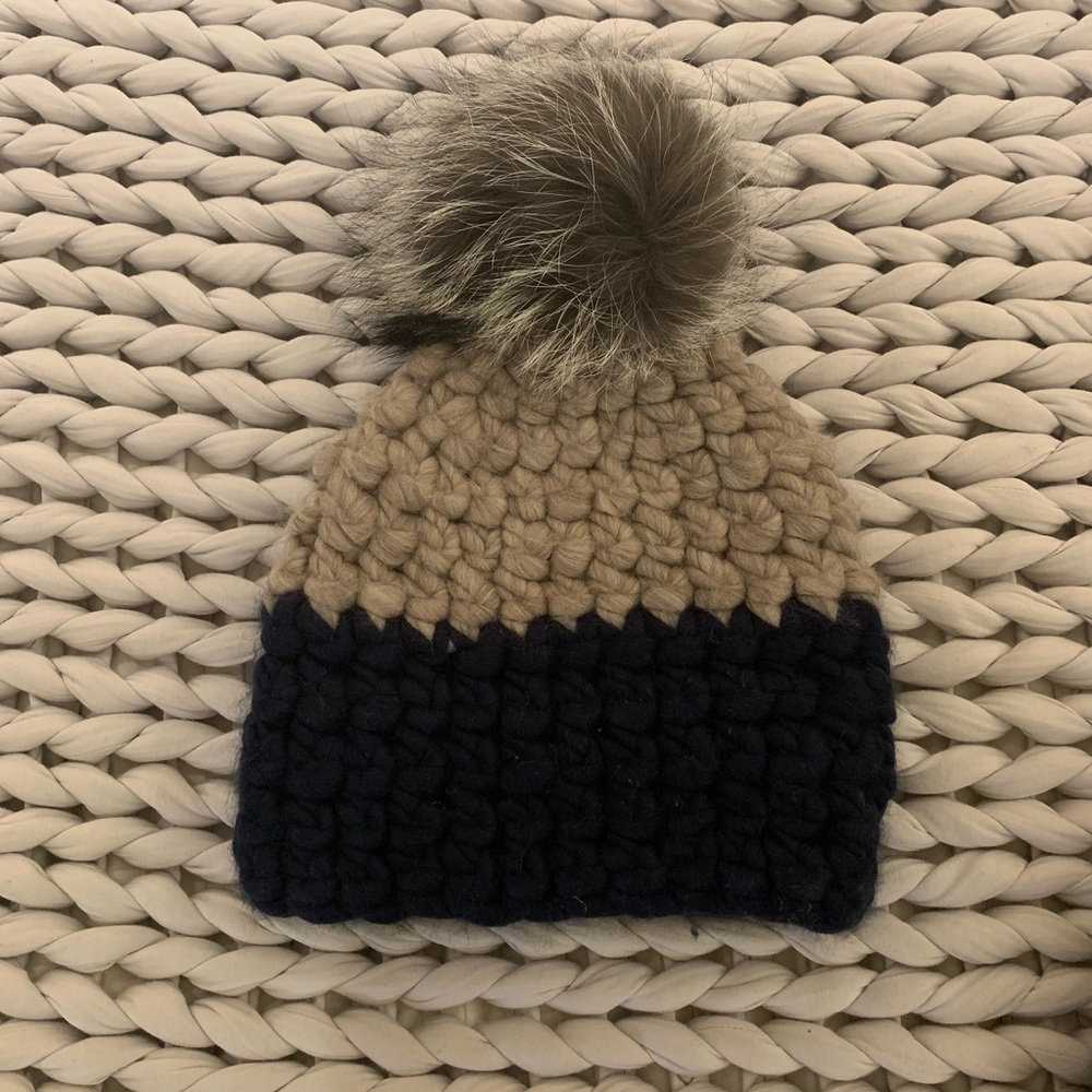 Mischa Lampert large hat!!! Amazing